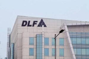 SWOT Analysis of DLF